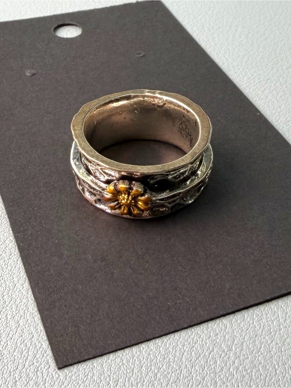 Two-Tone Floral Wide Band Ring - Gold & Silver - Spinner